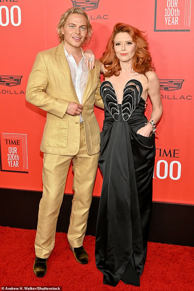 Ronan is a Pulitzer Prize-winning journalist and considered a liberal favorite among the Hollywood crowd; seen with actress Natasha Lyonne in 2023