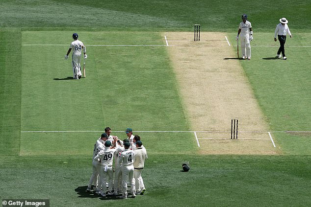 Despite their batting collapse, Australia enjoyed a good start on the field, restricting India to a score of just 150 runs in the first innings.