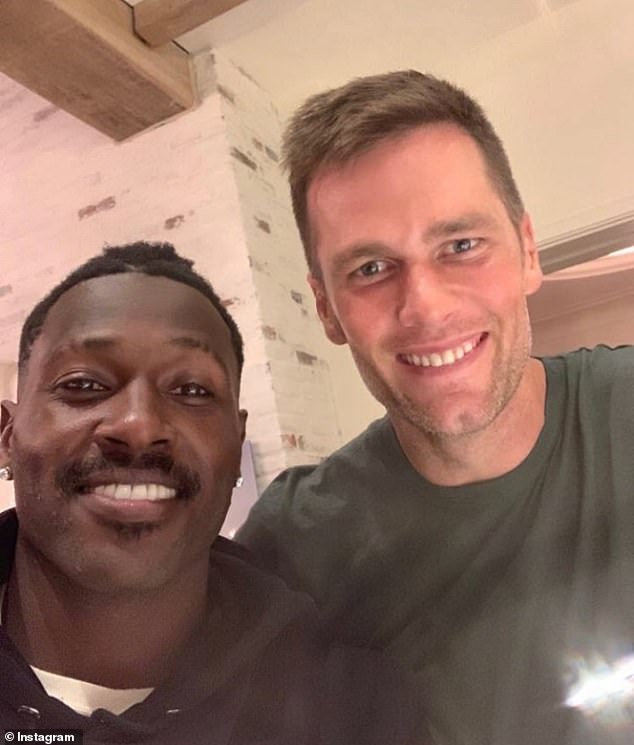 Antonio Brown stayed with Tom Brady and Gisele Bundchen in Tampa Bay in the fall of 2020