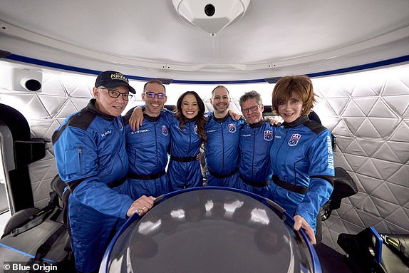 14114781 Blue Origin Launches Live - Marc Hagle, Austin Litteral, Emily Calandrelli, JD Russell, Henry Wolfond, Sharon Hagle