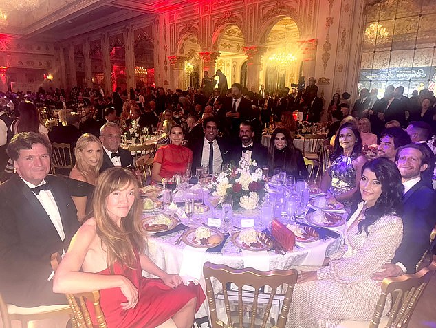 Tucker Carlson, Cheryl Hines, Robert F Kennedy Jr., Kimberly Guilfoyle, Donald Trump Jr, Tulsi Gabbard share a table at dinner