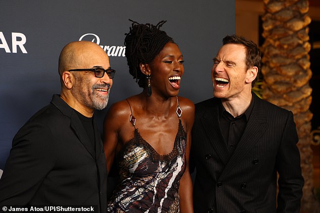 Something seemed to have tickled the actors as they laughed out loud.