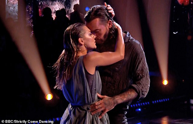 While the two have been engaging in very flirtatious behavior amid their sizzling performances, professional dancer Jowita still has her eye on the prize and has said the one thing Pete isn't allowed to during his time in the competition.