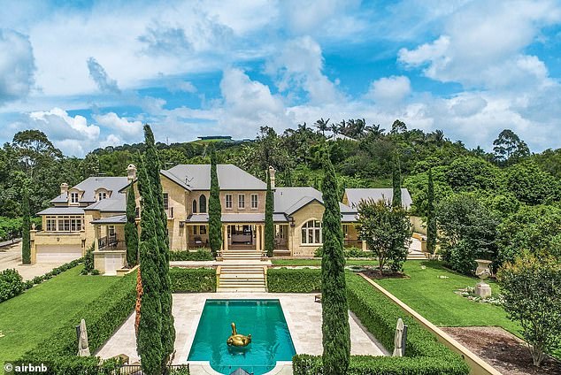 The stunning property also offers panoramic views of the ocean, as well as carefully manicured gardens with stone sculptures, hedges and an extravagant fountain.