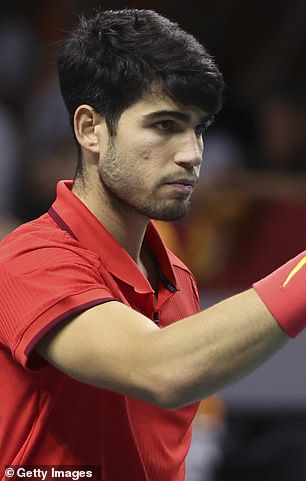 At 39 years old, Djokovic seeks to overcome the threat of players like Carlos Alcaraz.