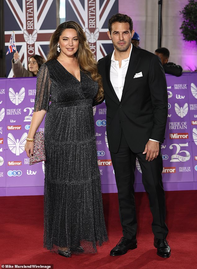 1732475894 907 Kelly Brook opens up about traumatic and devastating miscarriages in