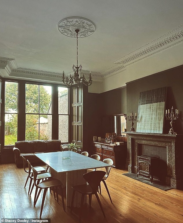 Last year, Stacey showed off her dining room which featured huge windows.