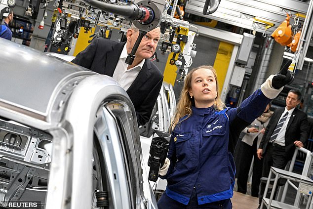 Skid: German Social Democratic Chancellor Olaf Scholz visits the BMW Group plant in Munich