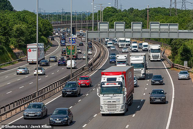 The mood-enhancing benefits associated with the natural soundscape were limited when traffic sounds were included.