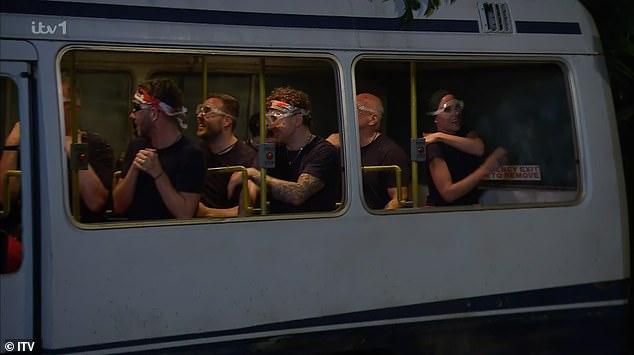 During the segment, the campers were sent to face a challenge on the cargo bus, in which the celebrities were showered with bugs while collecting coins to exchange for luxury items.