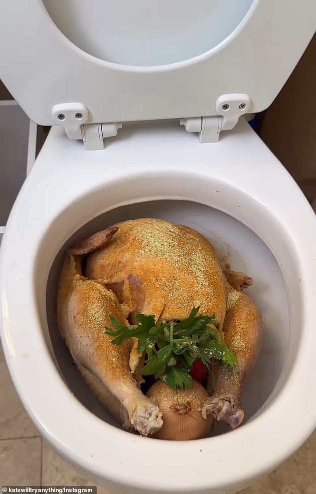 However, she recently left food lovers scratching their heads when she shared a video of herself preparing her Thanksgiving turkey in her bathroom instead of the kitchen.