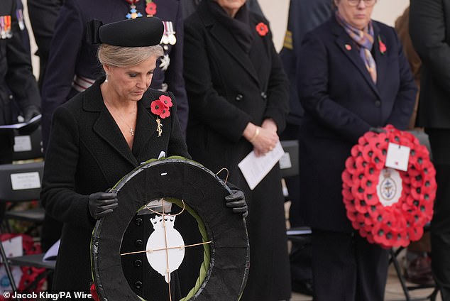 The Duchess of Edinburgh was among those to pay their respects on Remembrance Day as she solemnly read a poem at a service in Staffordshire.