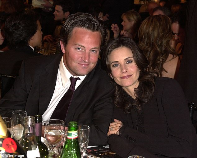 Courteney has gathered a group of friends several times and organized Ouija board evenings to get in touch with Matthew, said a source (pictured together in 2002)