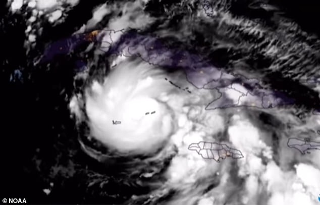 Hurricane Rafael passed over Cuba on Wednesday and is currently moving toward the Gulf of Mexico, reaching the center on Saturday, but its strong winds are impacting coastal parts of the US.