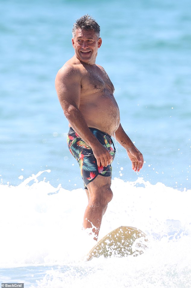 Amanda noted that former Las Vegas dancer Jamie Durie (pictured on the beach earlier this week) has taken a more relaxed approach to fitness lately.