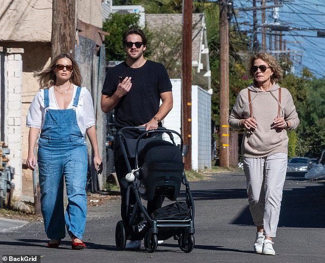 New parents Margot Robbie and Tom Ackerley go for coffee with their mother in California