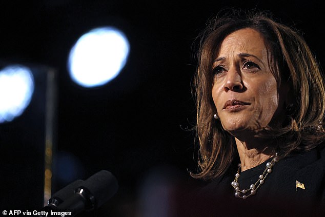 Harris has obtained only 67.8% of the votes in the five districts of the Big Apple. While it may seem like a dominant performance, it is the worst for a Democrat since 1988.