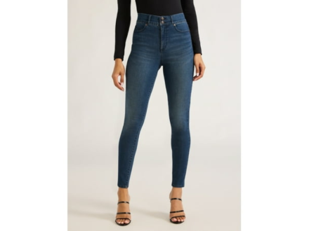 Lifts up my mom butt These flattering Sofia Vergara jeans