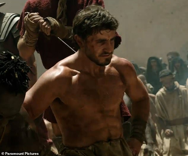 The Irish actor, who stars in the sequel to Russel Crowe's hit 2000 film, underwent a grueling workout routine to get in shape for the lead role.