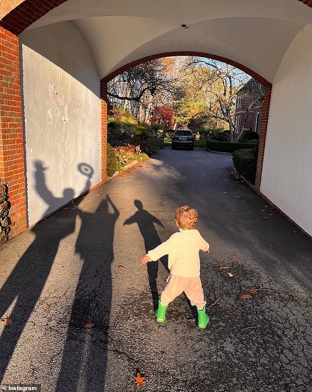 The property features two separate residences: a charming 1938 main house with five bedrooms and a cozy three-bedroom cottage designed by renowned architect Harold R. Sleeper, according to the outlet.