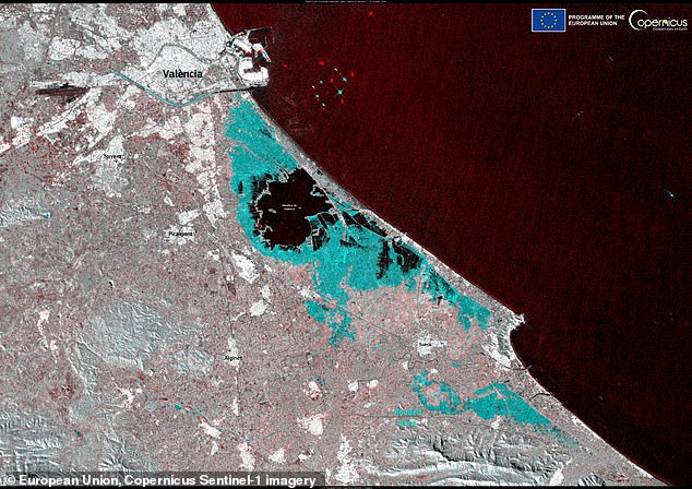 Satellite images taken by the EU's Copernicus satellite program have revealed the true extent of the disastrous Valencia floods. In this image taken on October 31, the areas marked in blue were flooded.