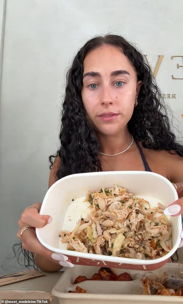 Australian influencers who flocked to Erva's American counterpart, Erewhon, praised the store for being close, if not better. In the photo, Madeleine Storace is enthusiastic about buffalo cauliflower.