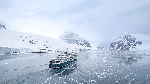 An electric motor failure forced the Swan Hellenic ship to cancel the entire Antarctic leg of the trip.