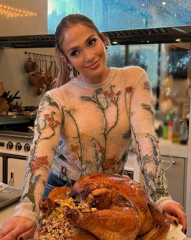 This year marked JLo's first Thanksgiving since filing for divorce from Ben Affleck.