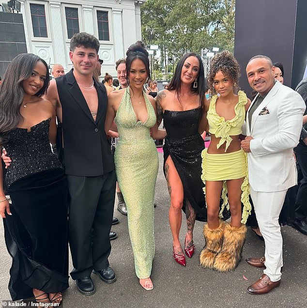 Kat and Déjà Clark pose with other TikTokers outside the Hordern Pavilion in Sydney at the 2024 TikTok Awards