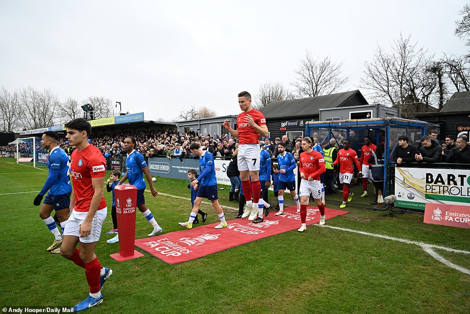 The players took to the Grosvenor Vale pitch via a special red carpet to honor the special occasion of the FA Cup.