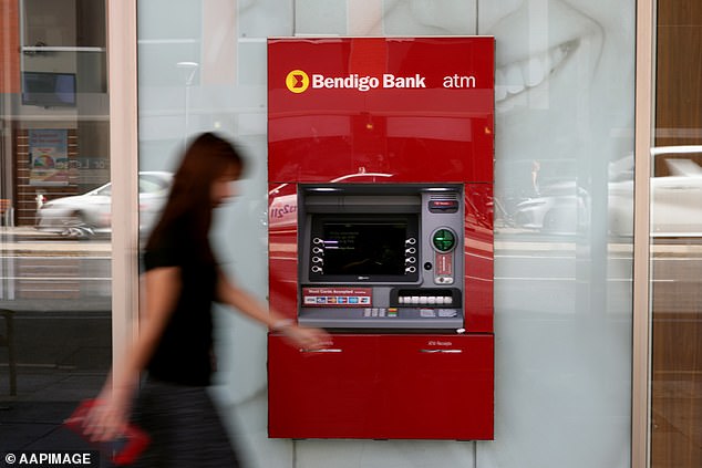 Bendigo Bank let Vantilburg investigate the criminals themselves