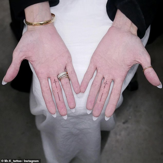 Last year in August, he initially debuted mysterious ink on each of his middle fingers, which had been done by tattoo artist MR.K.