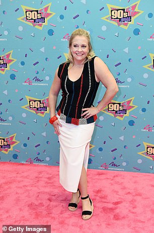 In the photo: Melissa Joan Hart.