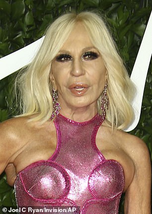 Donatella looked quite different when she posed in London at the British Fashion Awards in December 2019.