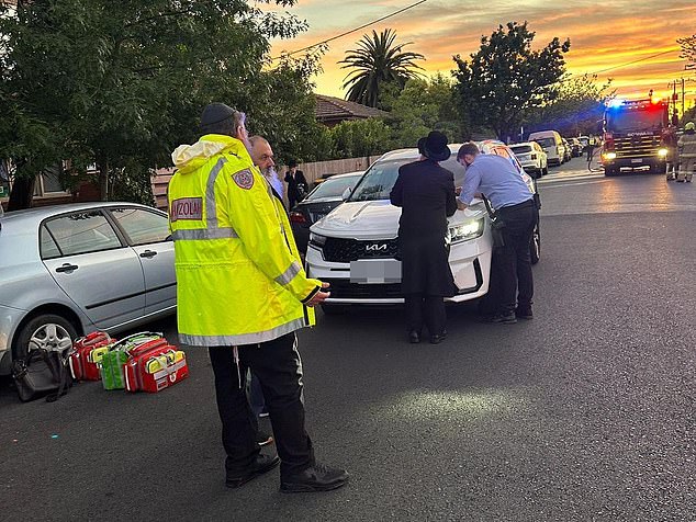 1733434953 466 Shocking attack on a synagogue in Melbourne as two