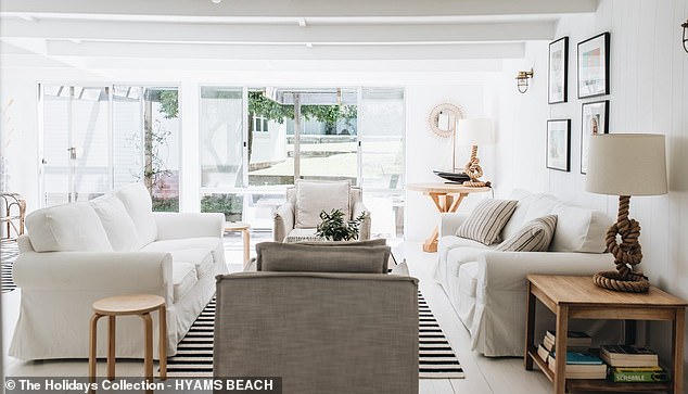 Samantha also took her beautiful beachfront home on the New South Wales south coast off the market, just hours before her and Richard's split made headlines.