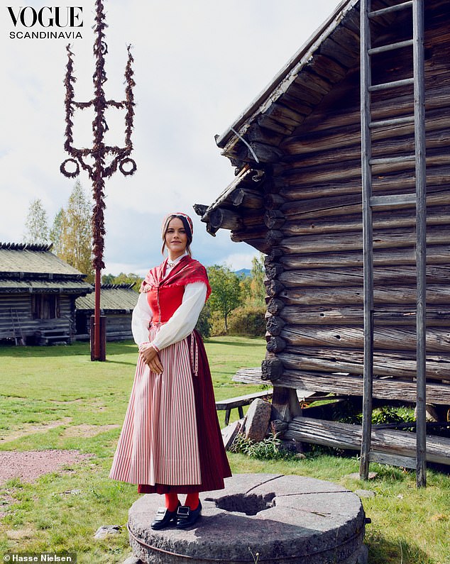 Dressed in a traditional costume, the 39-year-old traveled to her childhood village, Älvdalen, with the fashion magazine.