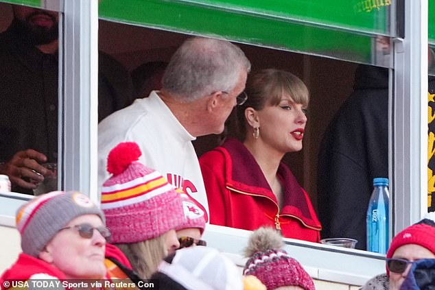 Swift sits next to her father in her usual Arrowhead VIP suite for the Chiefs' latest home game