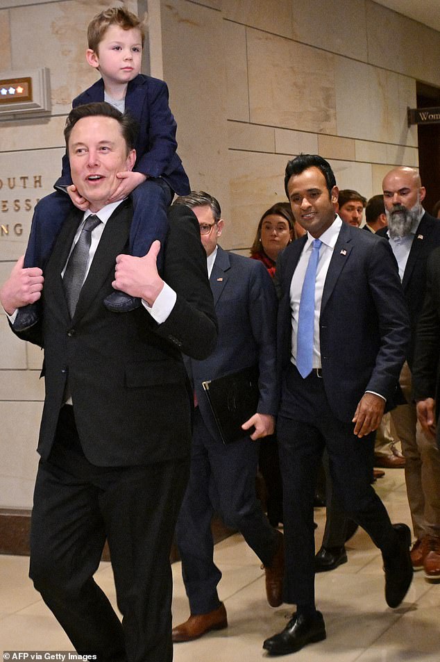 Elon Musk (L), co-chairman of the newly created Department of Government Efficiency (DOGE) with businessman Vivek Ramaswamy (R), has indicated that they want to get federal employees back to work full-time