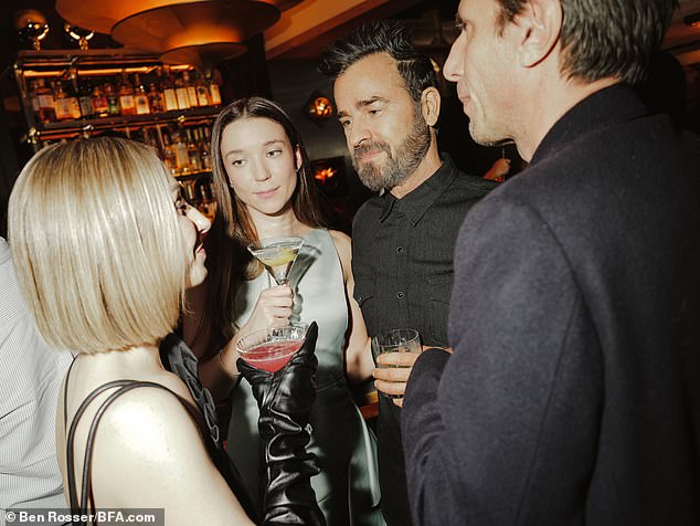 Ashley Avignone, Nicole Brydon Bloom and Justin Theroux enjoy Martini & Rossi cocktails at Delphine Launch