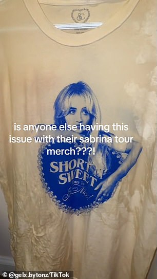 TikTok user Antonella also complained about her merchandise, asking, 