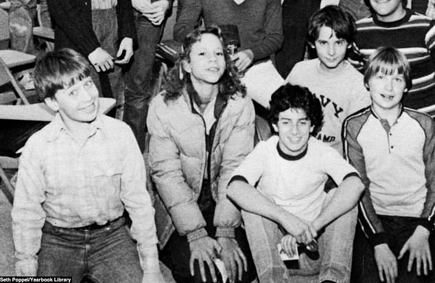 Mariah photographed with classmates in 1982