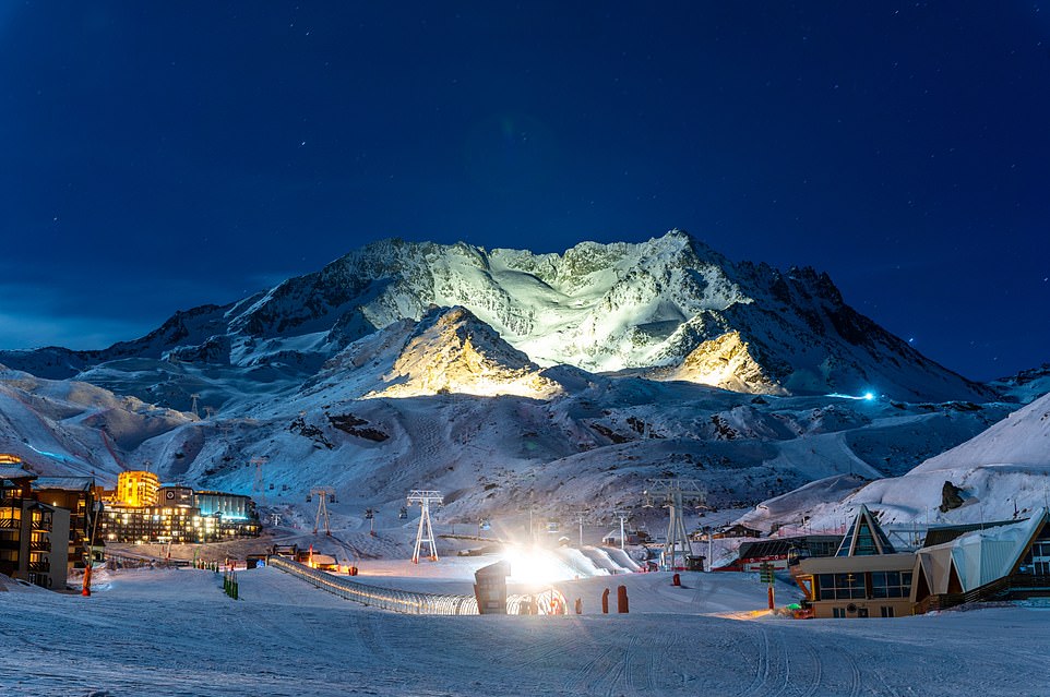 Ted reveals that he went to Val Thorens in April and that 