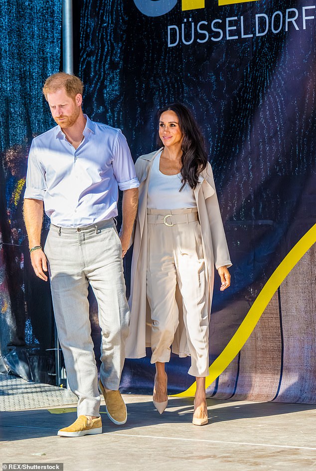 When asked by the Times of London how he helped Meghan and Harry prepare for their move to Los Angeles, Perry made it a point not only to close the question with two icy words, but also to attack the British press in general. (Harry and Meghan are pictured in September 2023)