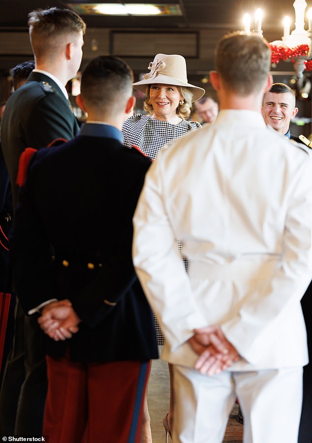 Mathilde seemed delighted to chat with the recruits.