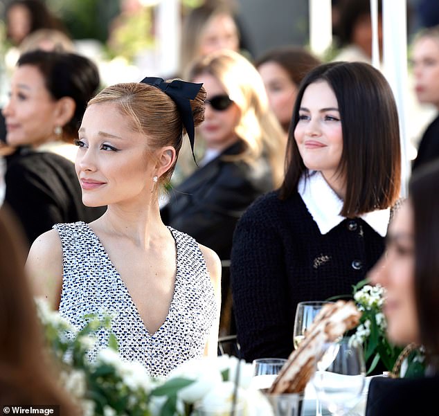 The stars sat side by side at the star-studded event, which was also attended by Pamela Anderson.