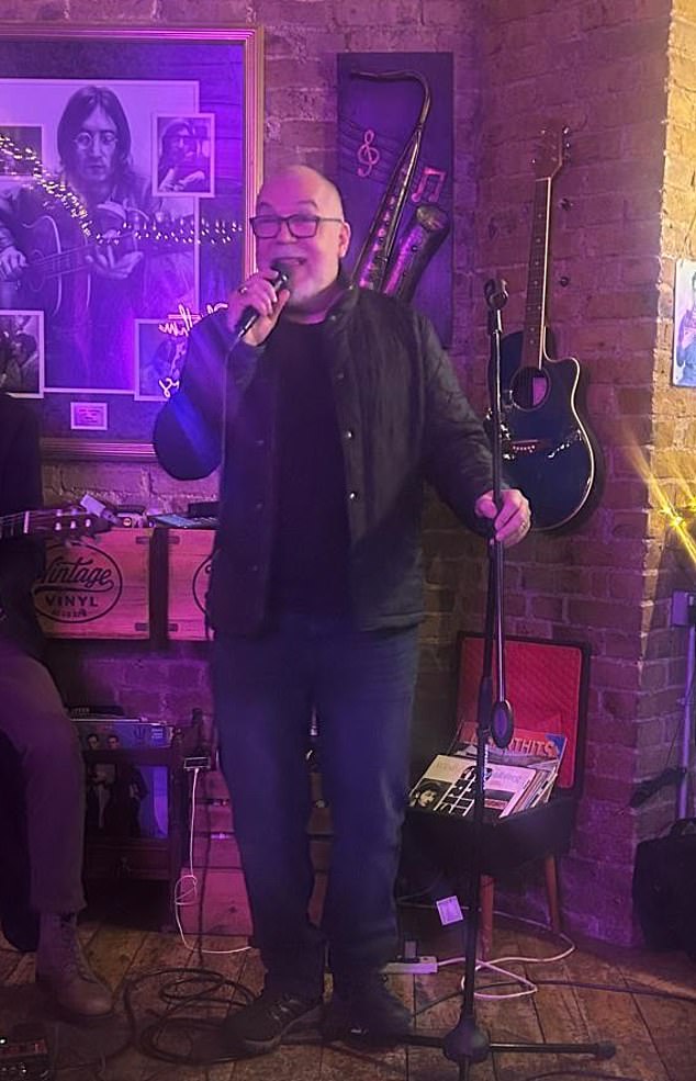 The singer played to a packed house in Chiswick, west London, on Wednesday night, where he couldn't resist doing a pop on the now-defunct ITV talent show.