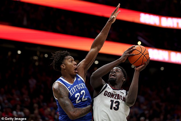 The Kentucky Wildcats earned a narrow 90-89 overtime victory over the Gonzaga Bulldogs