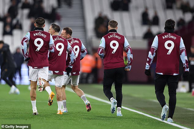 West Ham paid tribute to Antonio ahead of their 2-1 win over Wolves on Monday