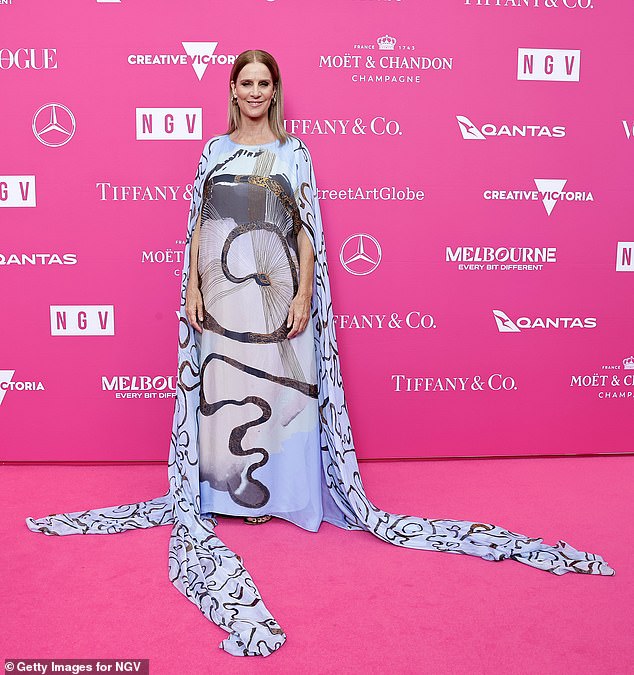 Australian actress Rachel Griffiths embraced the artistic theme of the evening.